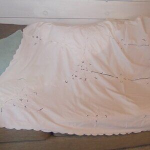 Vintage Cotton Open Work/ Cut work Tablecloth with 6 Napkins